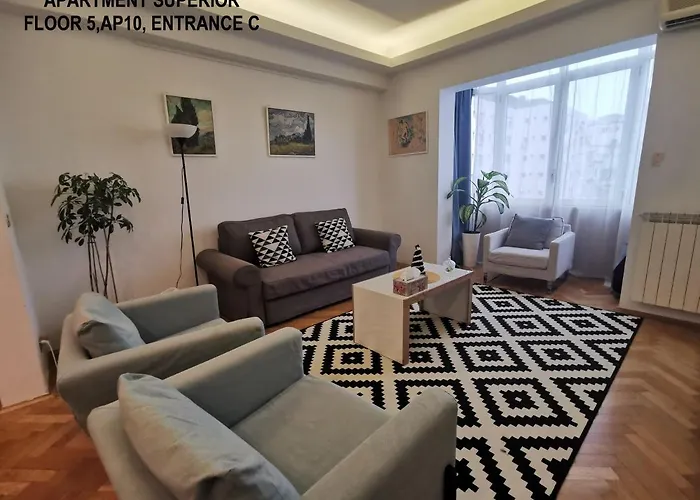 Black And White بوخارست