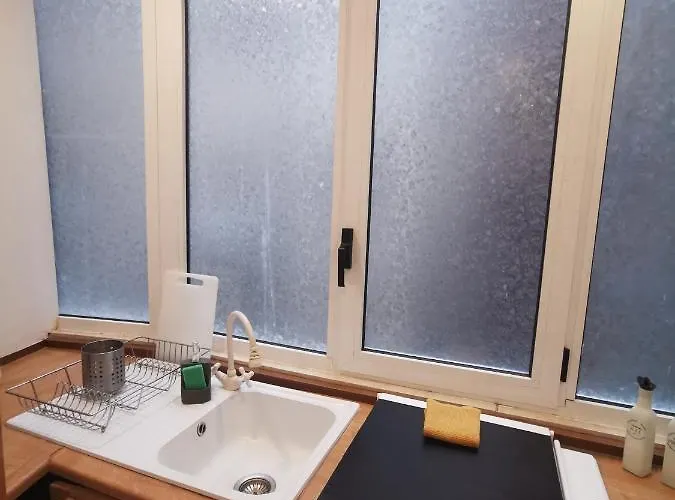 شقة Black And White *