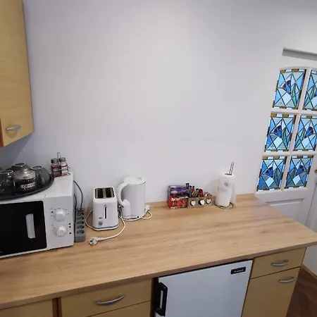 Black And White * 布加勒斯特