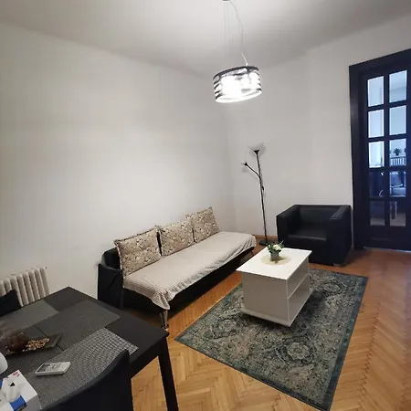 Apartamento Black And White