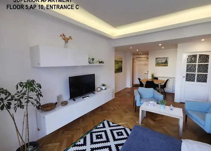 Black And White * Bukarest