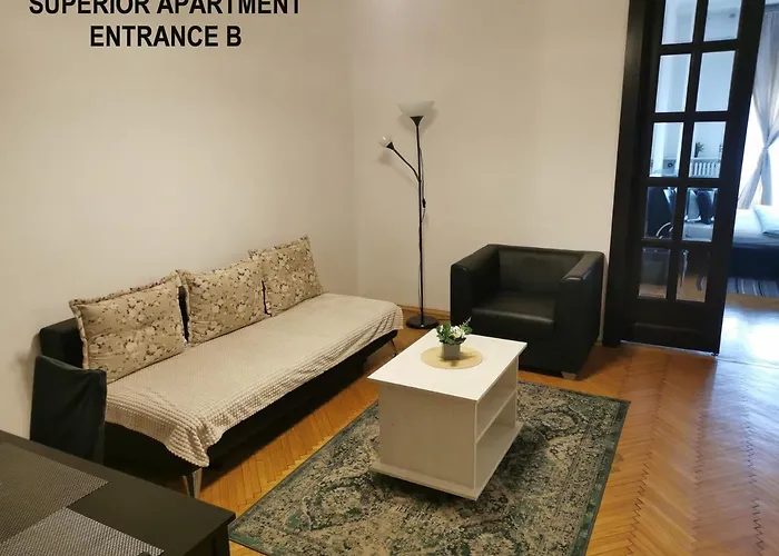 Black And White Lejlighed